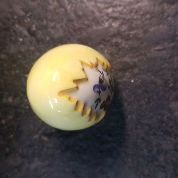 Vintage Handpainted Easter Egg - Picture 2 of 8